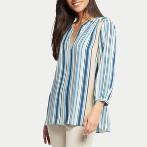 NWOT NYDJ Blouse Size Medium Striped Versatile